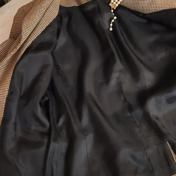 RELISTED - Vintage Wool Blazer - Picture 4 of 5